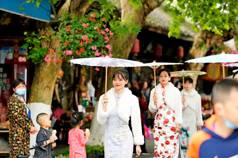 云端线下皆精彩，安仁古镇成五一热门“打卡地”